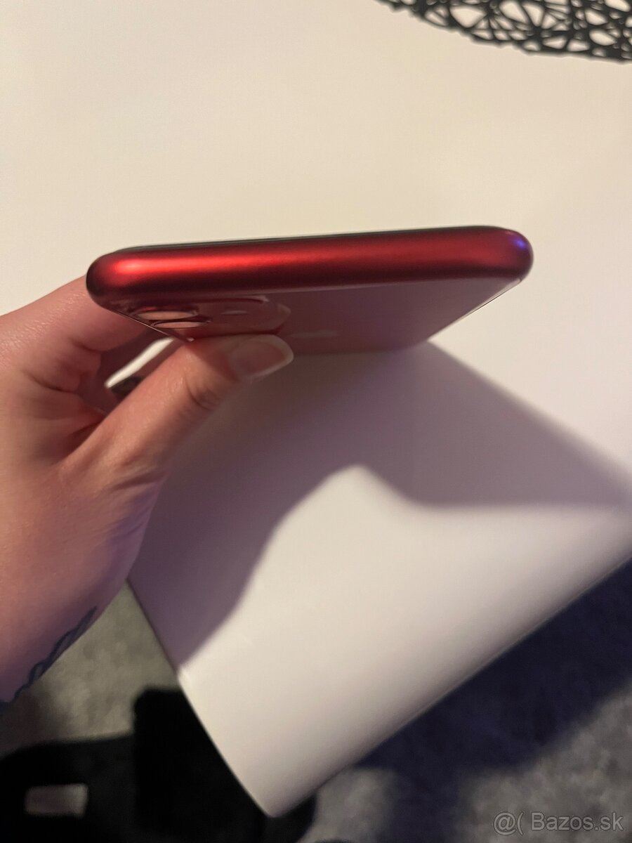 Predám i phone 11 128GB červenej farby - 3