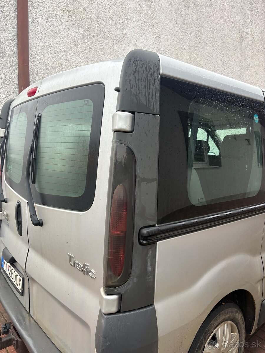 Predám Renault Trafic 1.9 dCi – 9 miest 🚐 - 3