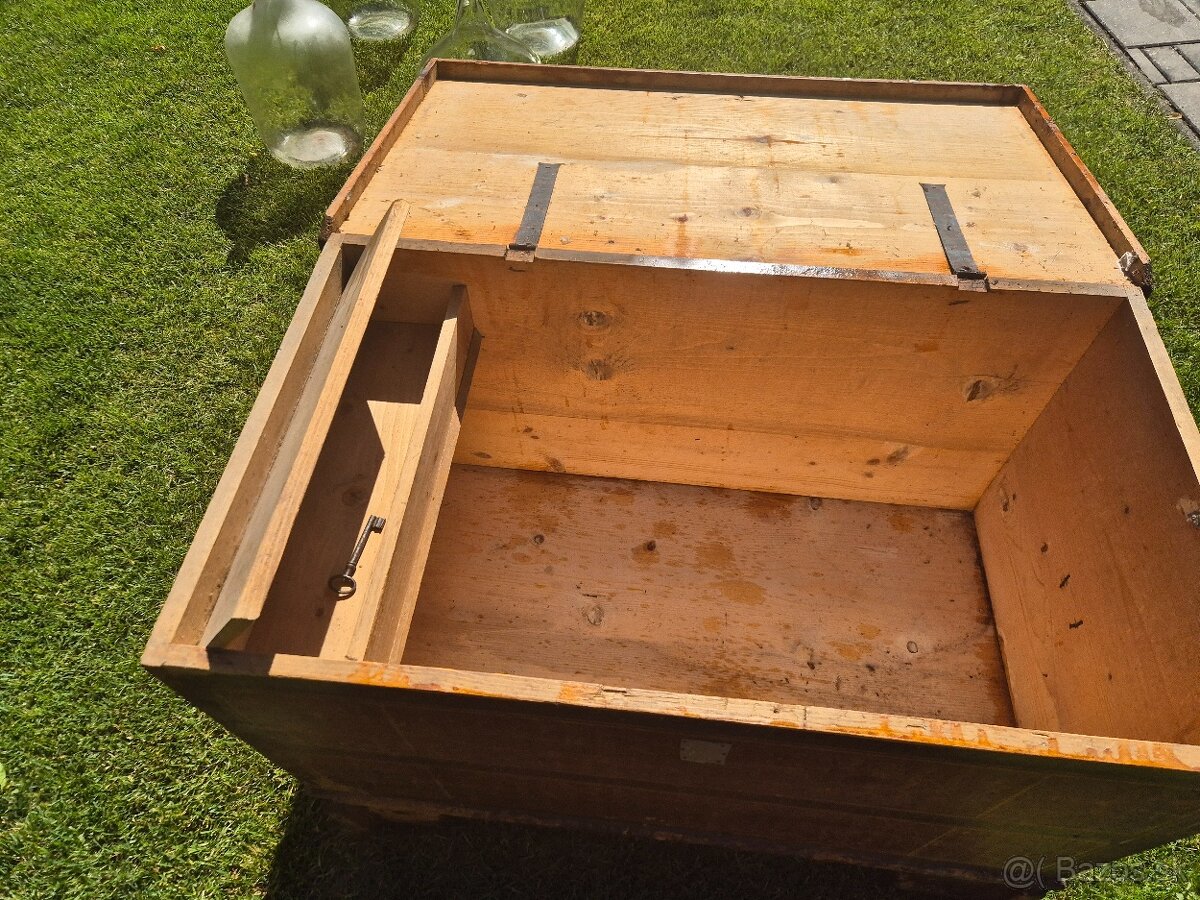 Predám starodávnu truhlicu - 3