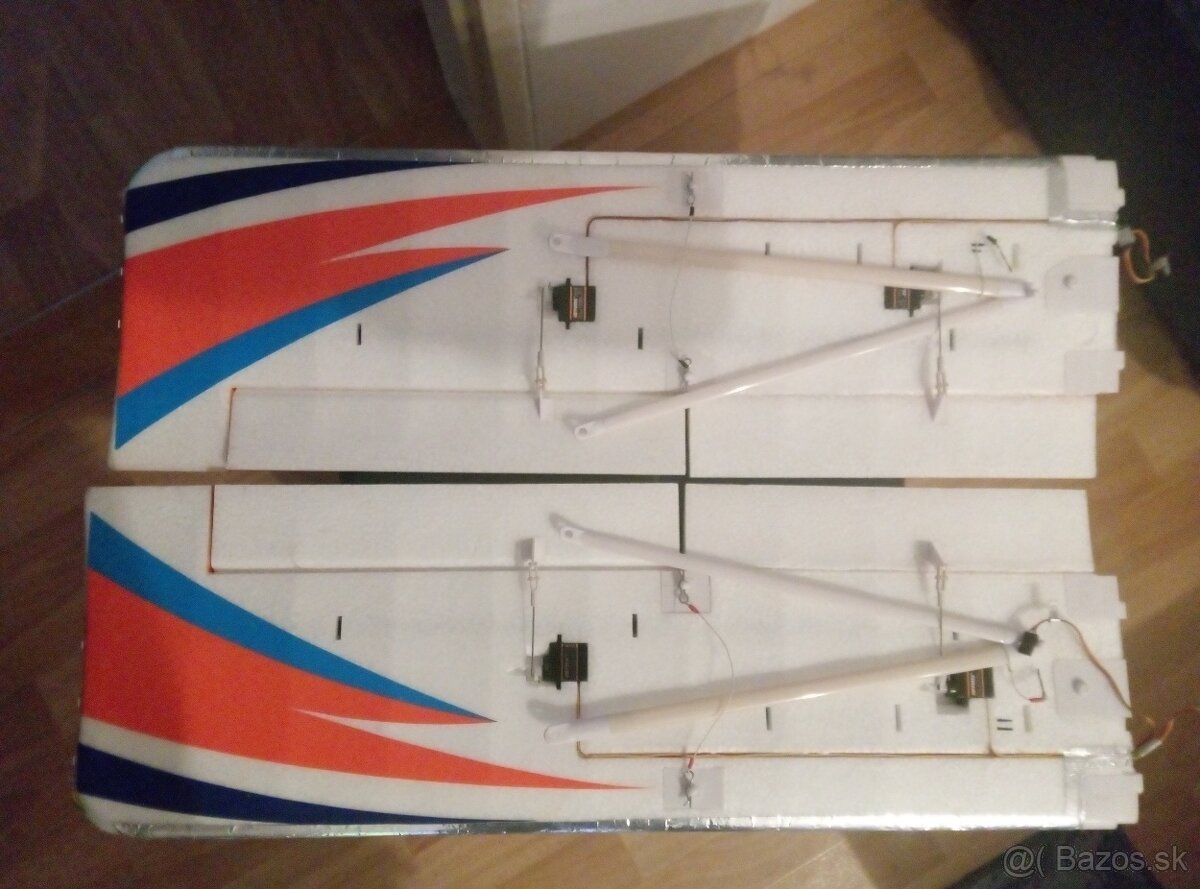 FMS Kingfisher 1400 - 3