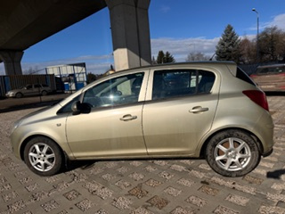 Opel Corsa 1.2 16V Essentia - 3