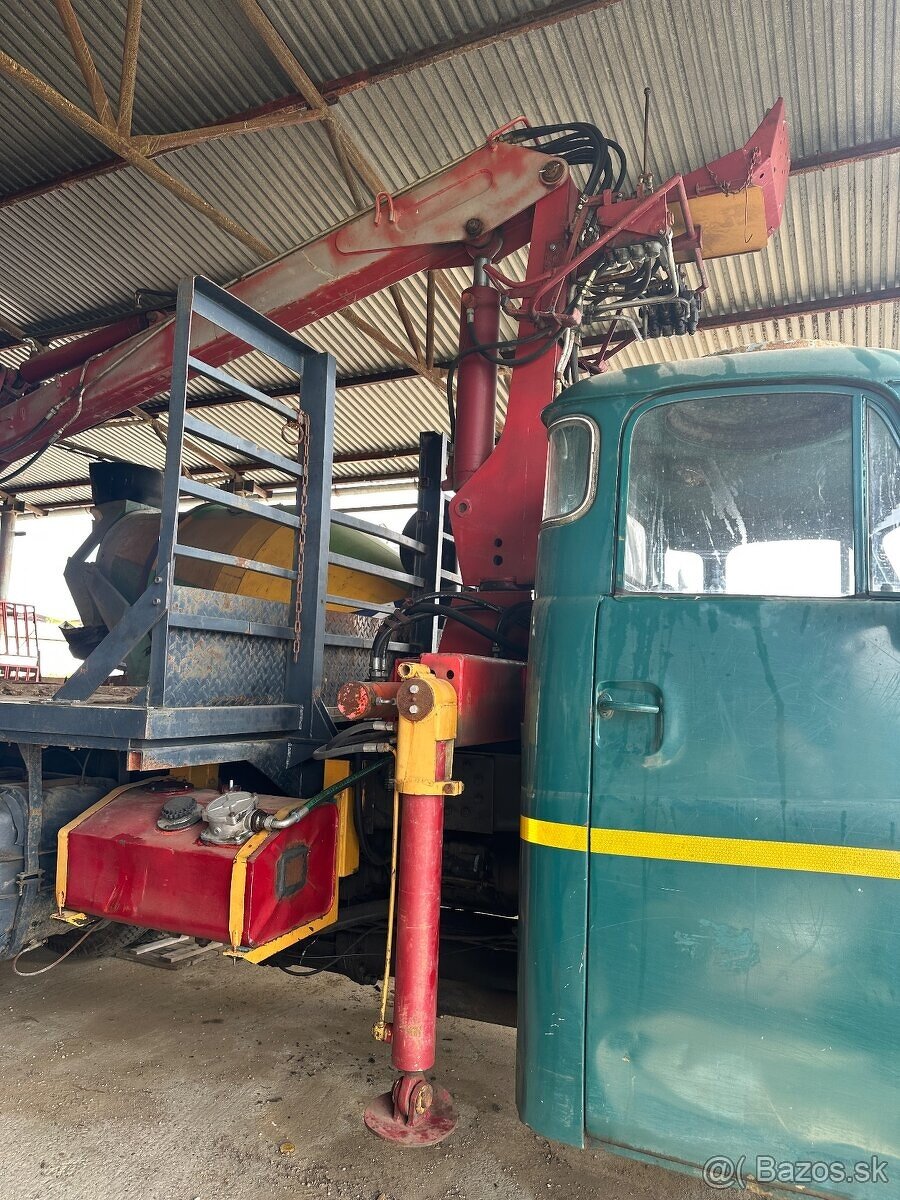 Predám Tatru 148 lesovoz ruka hara 40 - 3