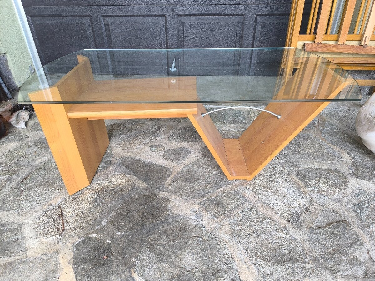 Konferenčný stolík - 3