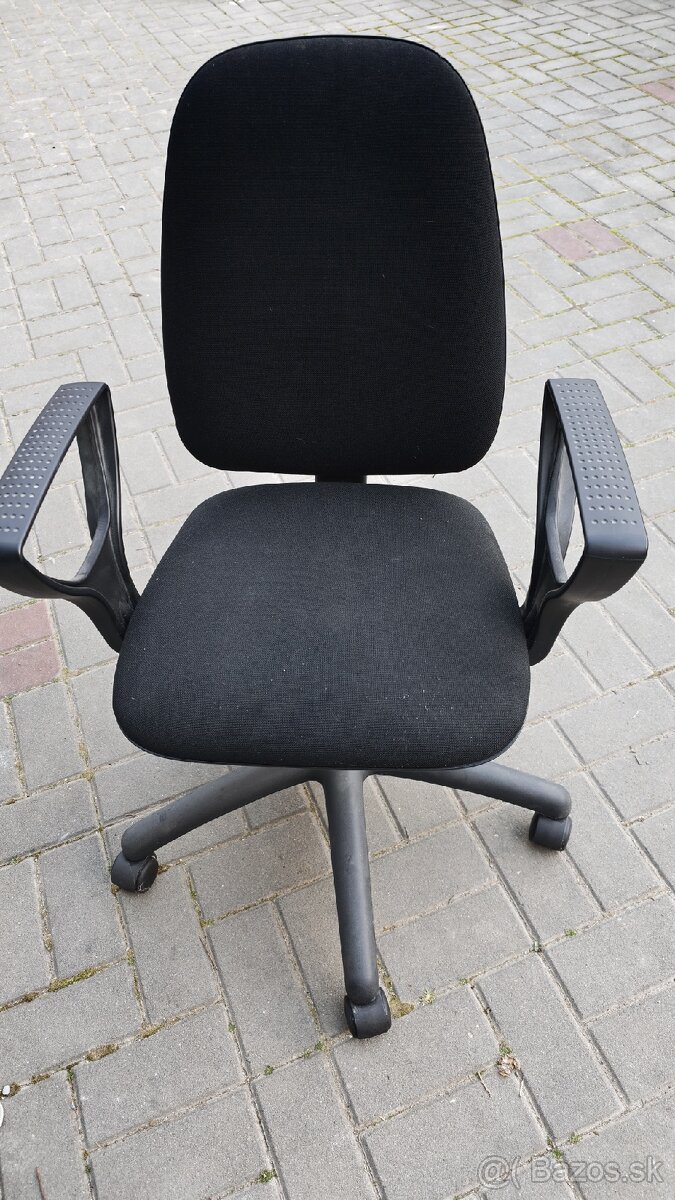 Kancelárska stolička - 3