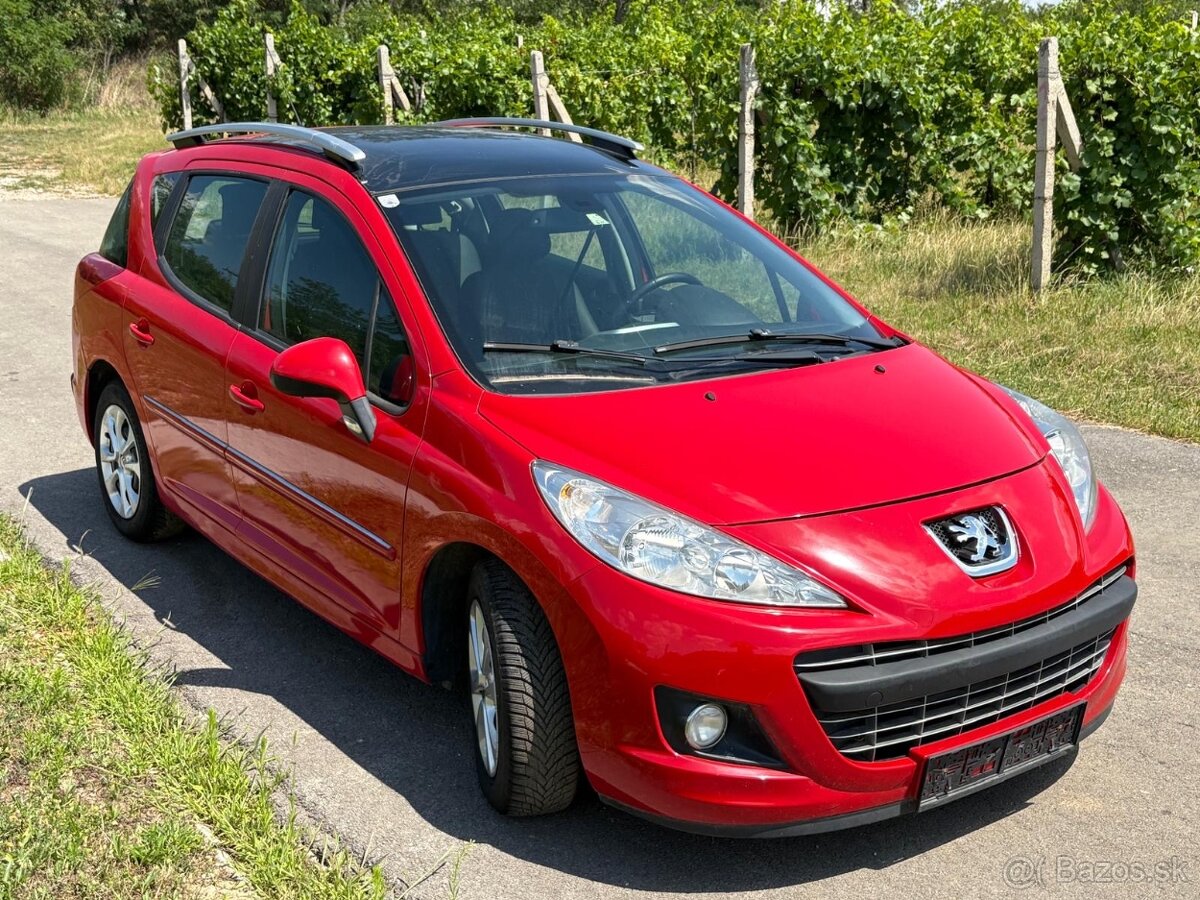 Peugeot 207 1,4 i - 3