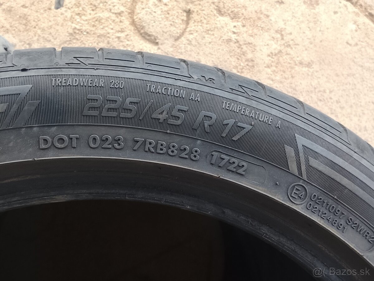 Predám letné pneu 225/45r17 5mm - 3