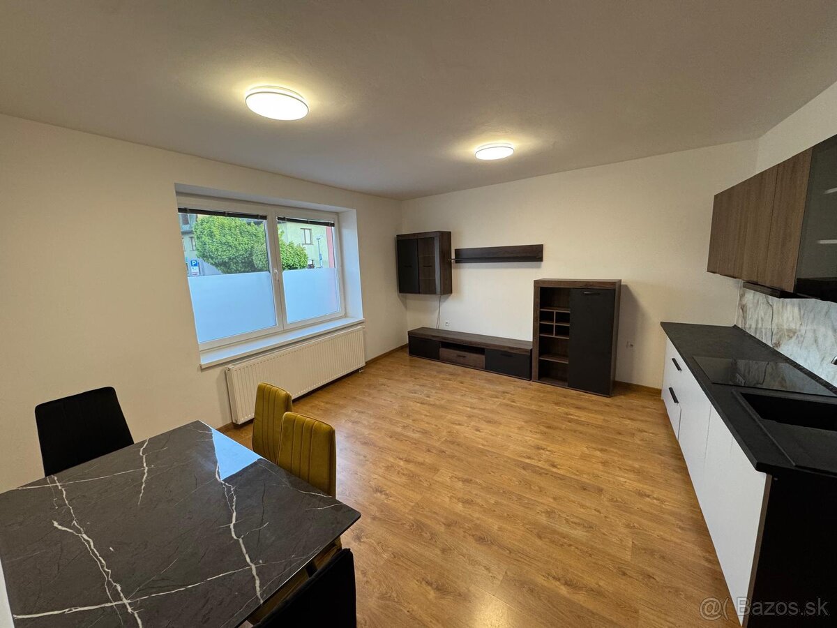 Predám rodinný dom v centre Kysuckeho Nového Mesta - 3