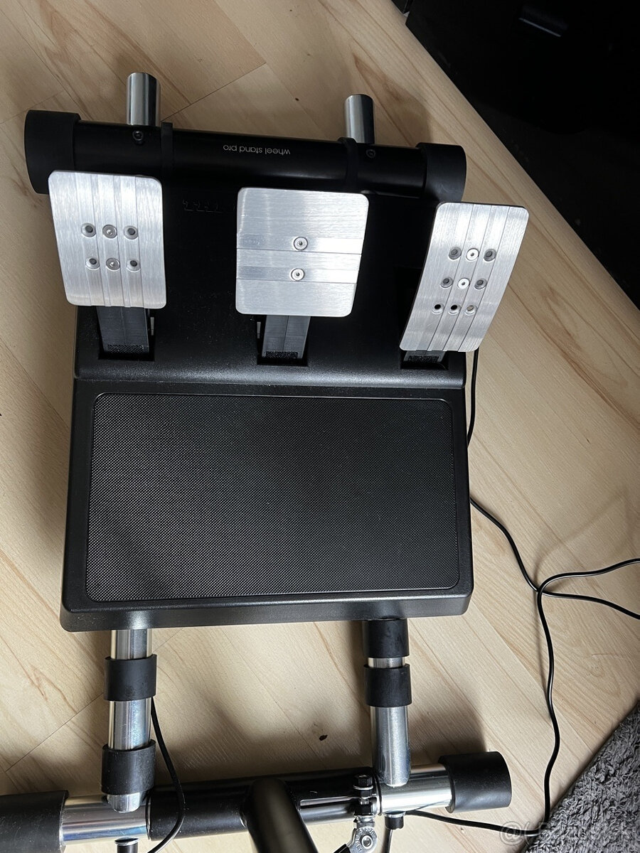 Thrustmaster T300 RS GT Edition - 3