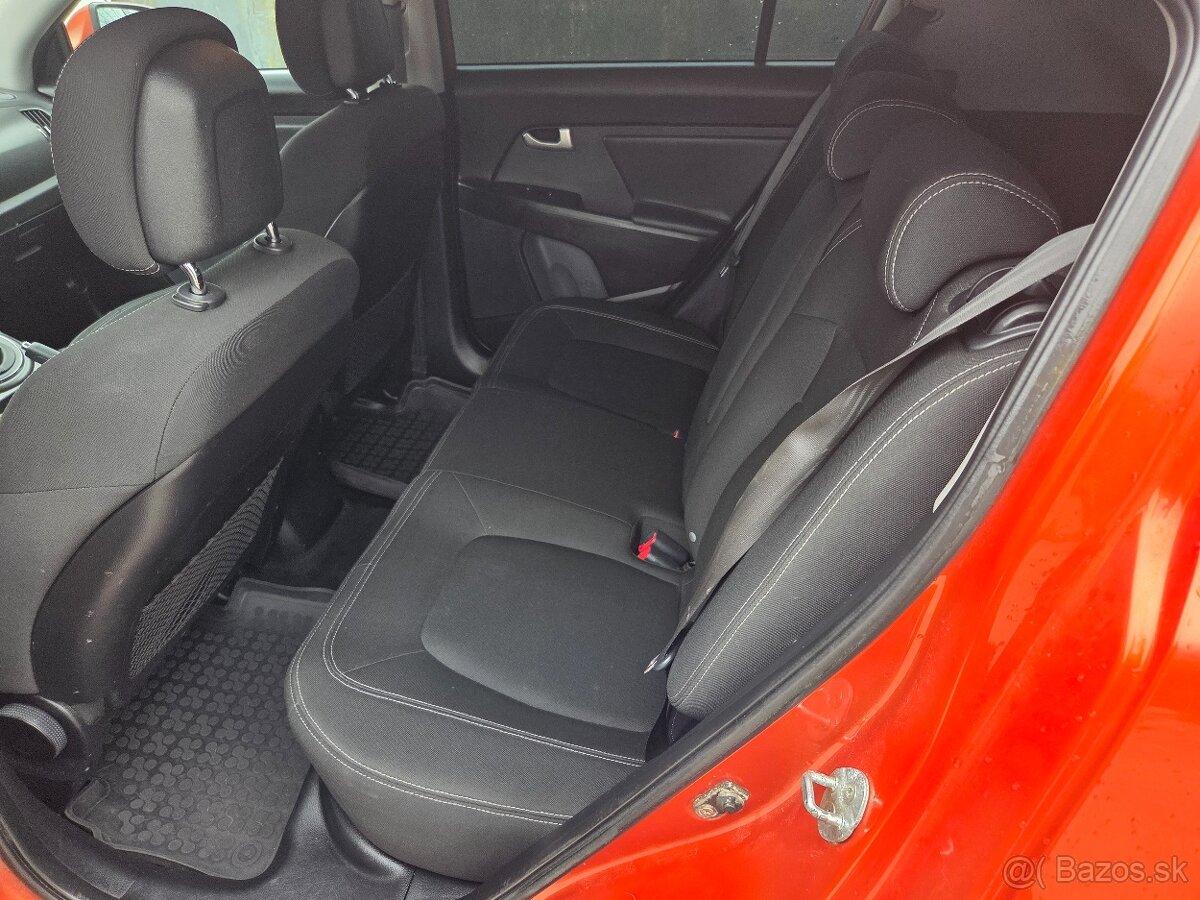 Predám kia sportage 1.7 crdi - 3