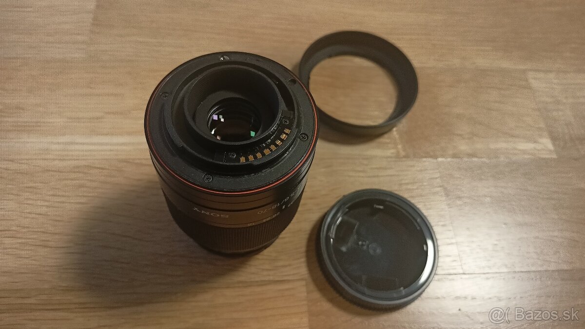 Sony DT 18-70mm f/3.5-5.6 - 3