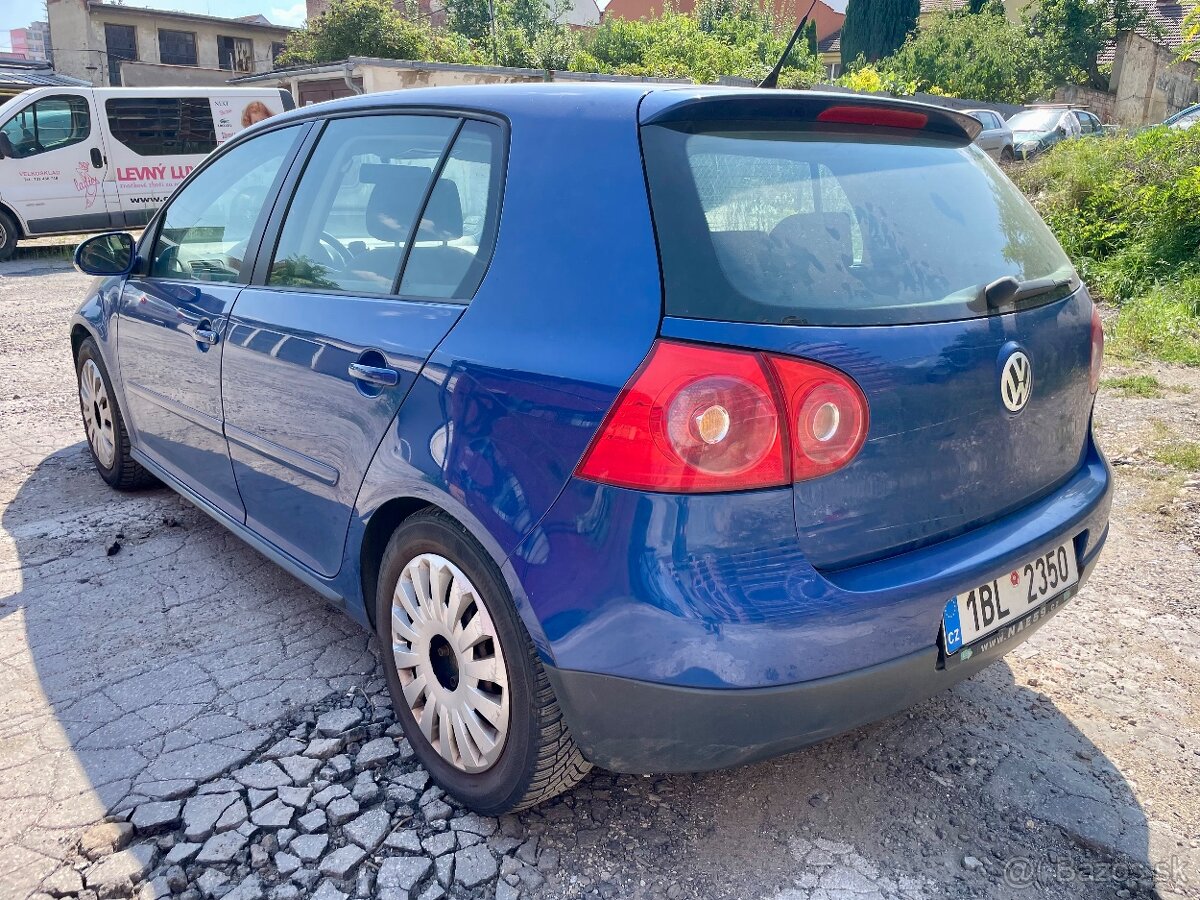 Volkswagen Golf 1.4 FSI - 3