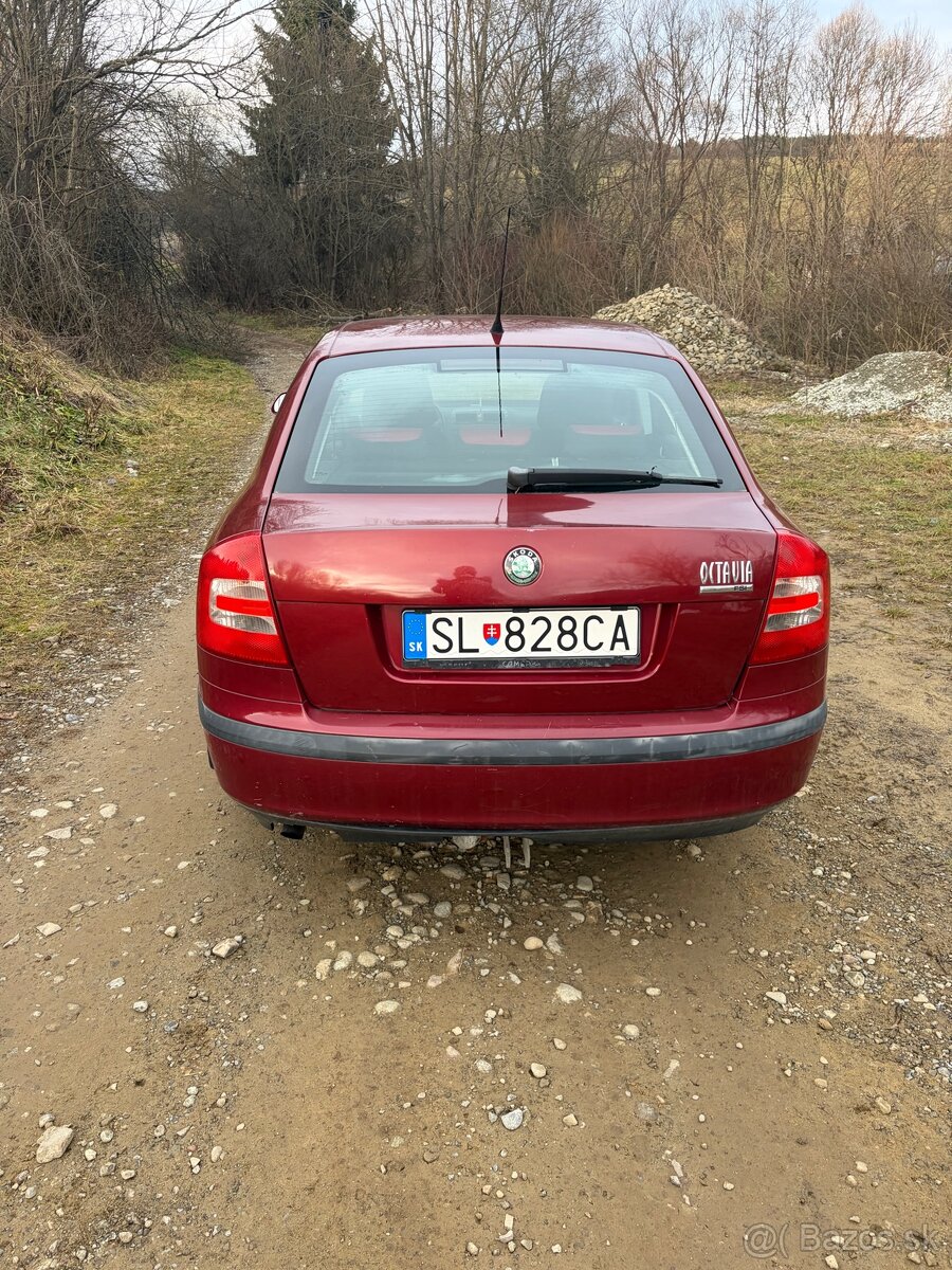 Predam Škoda Octavia 1.6 benzin - 3