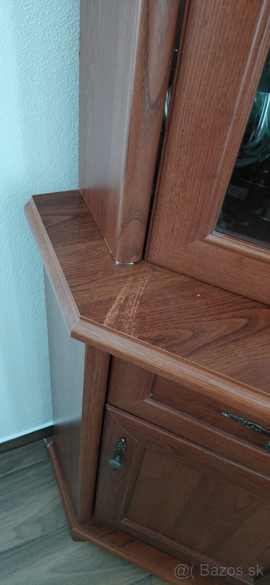 Tv stolík,vitrína - 3