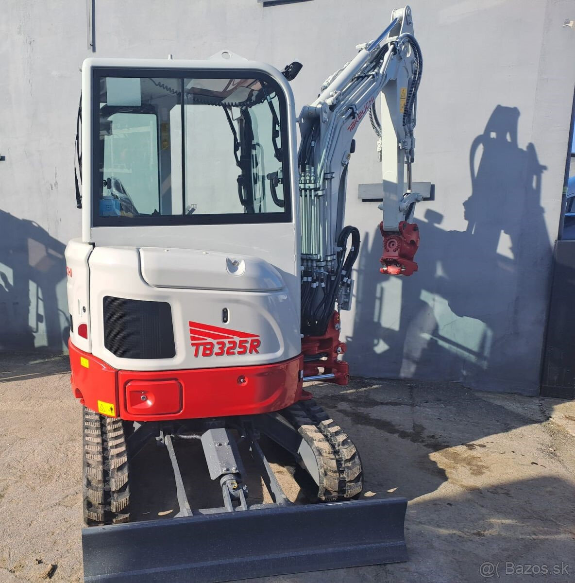 TAKEUCHI TB325R DIESEL + lyžice - 3