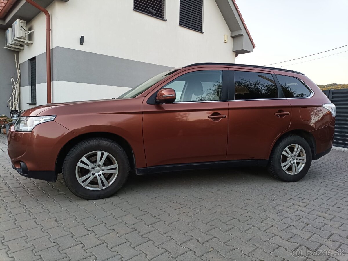 MITSUBISHI OUTLANDER - NA PREDAJ - 3
