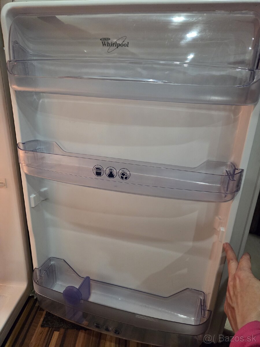 Predám chladničku Whirlpool - 3