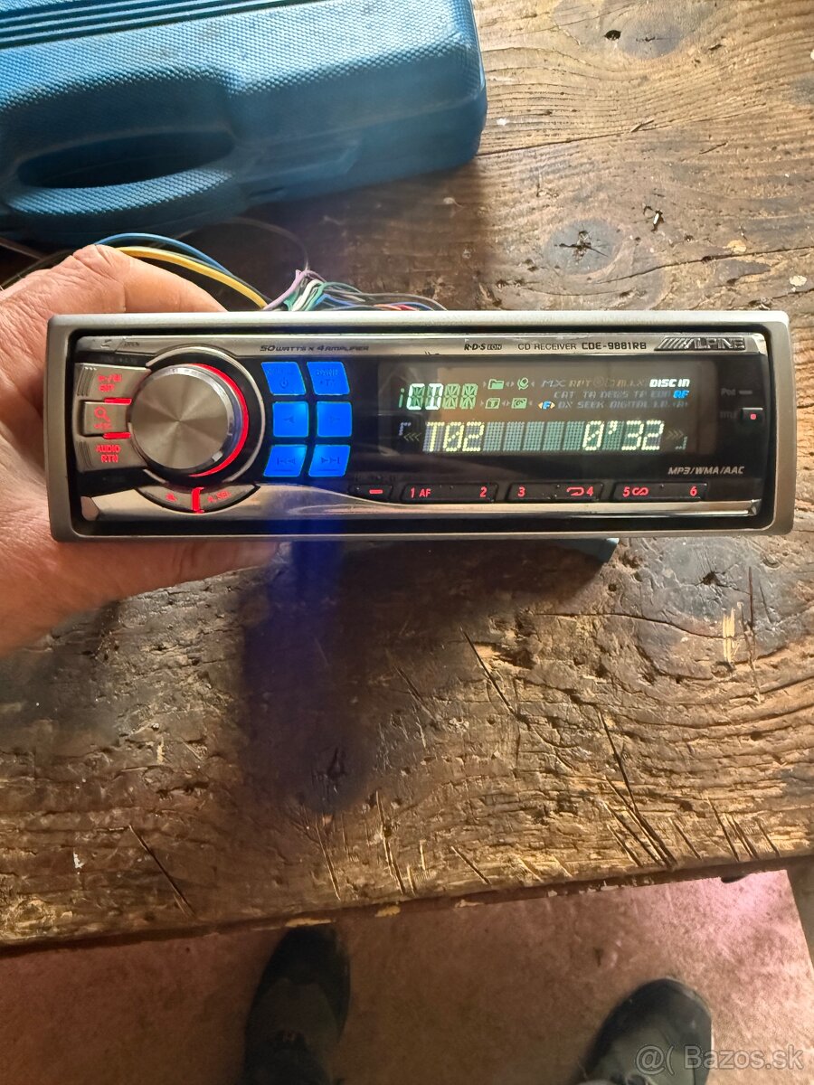 Alpine CDE-9881RB - 3