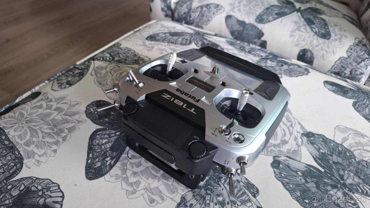 Futaba T16IZ, prijimac R7014SB - 3