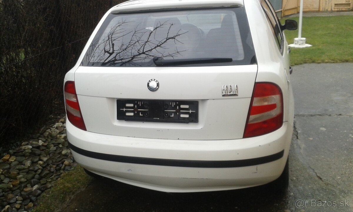 Škoda Fabia 1,2 HTP 40kw Biela farba kód 1026 - 3