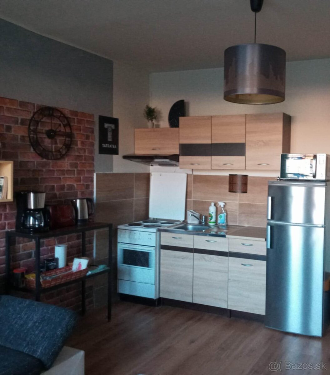 Predám 1-izbový byt v Štúrove - 3