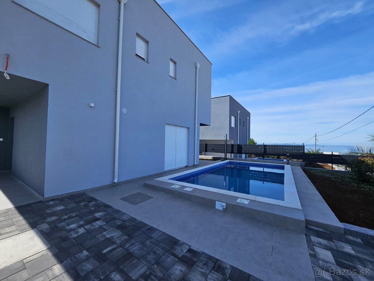 Novostavba RD s bazénom v Chorvátsku. - 3