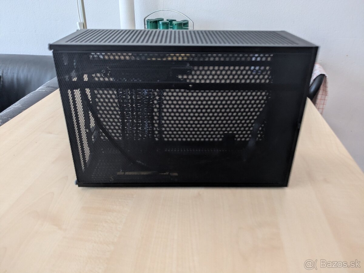 Predám ITX PC skriňu/case Formd T1 2.5 - 3