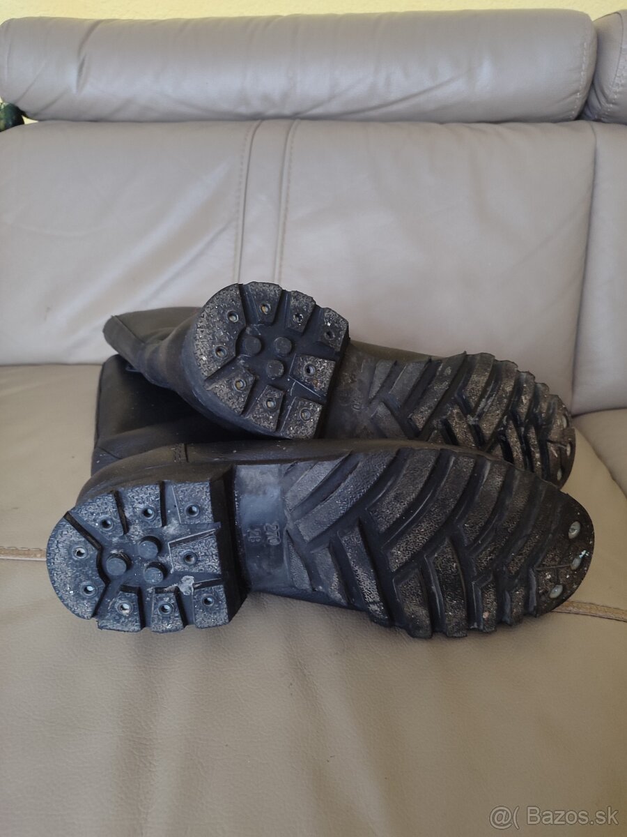 Bufy,zateplené celokožené kanady,veľ.42 - 3