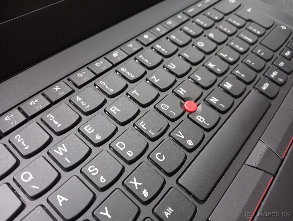 Lenovo thinkpad t470 ,Intel(R) Core™i5 , 8gb ram ,1000gb hdd - 3