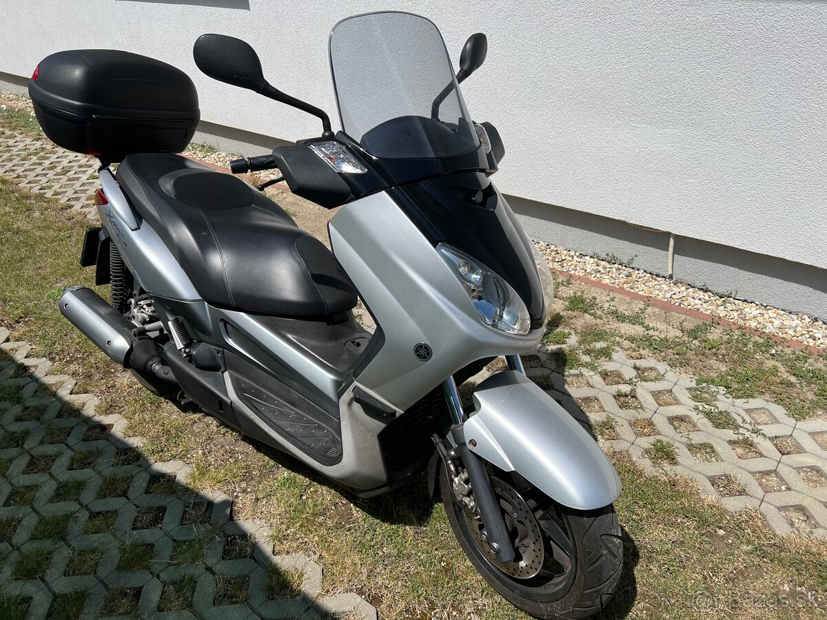 Yamaha Xmax - 3