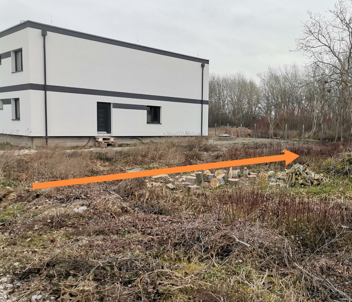 Predám stavebný pozemok - znížená cena - 3