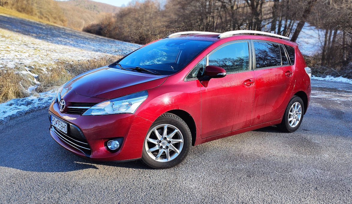 Toyota Verso 1.8 Active benzín CVT automat - 3