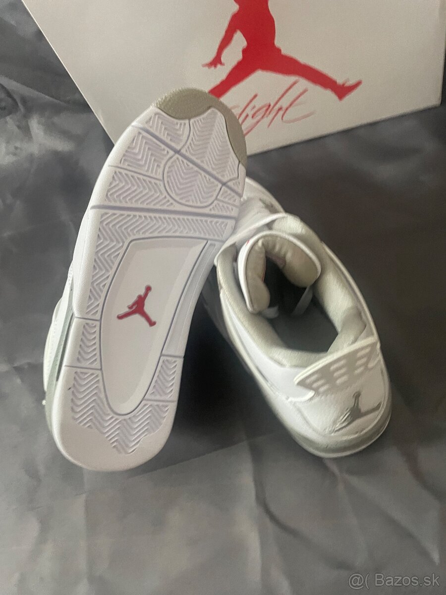 Jordan 4 white oreo - 3