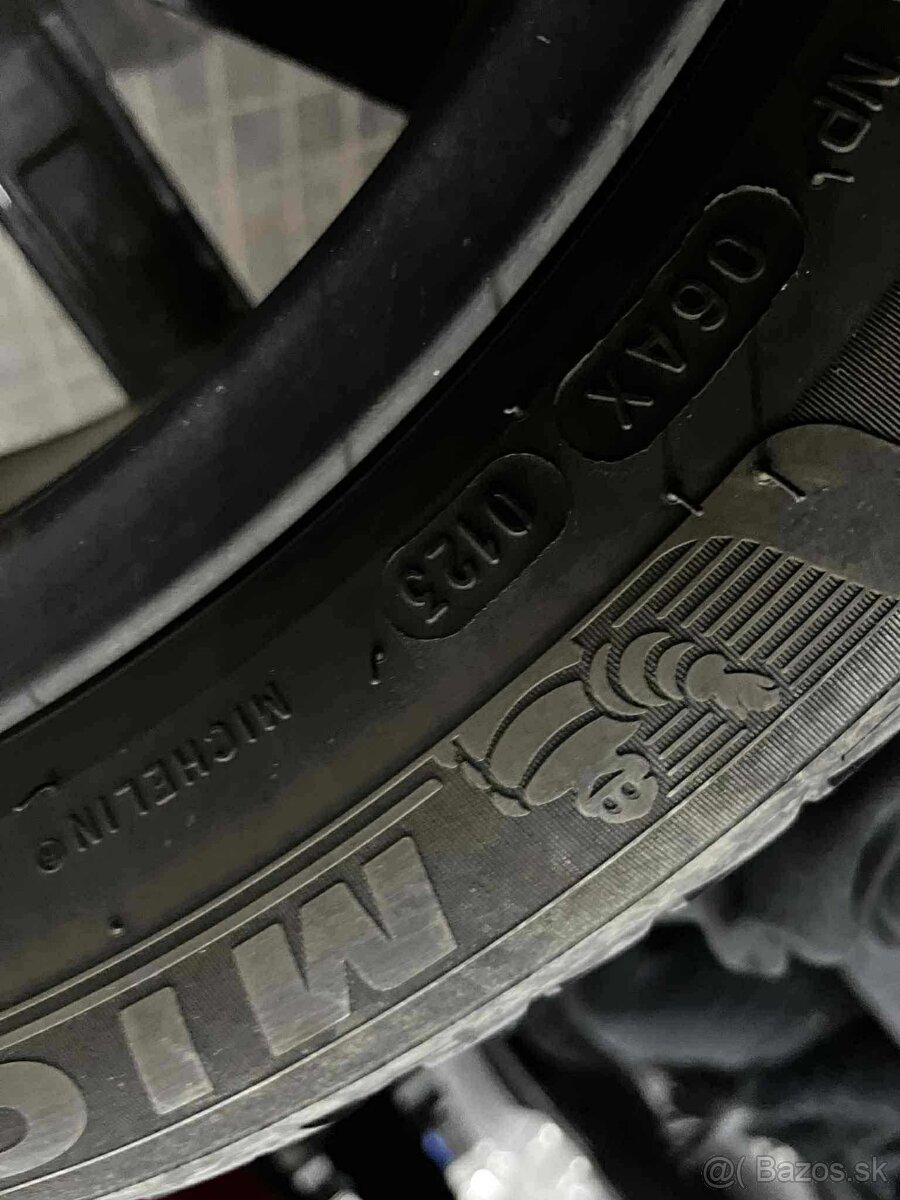 235/50 R18 97V michelin celorocne gumy - 3