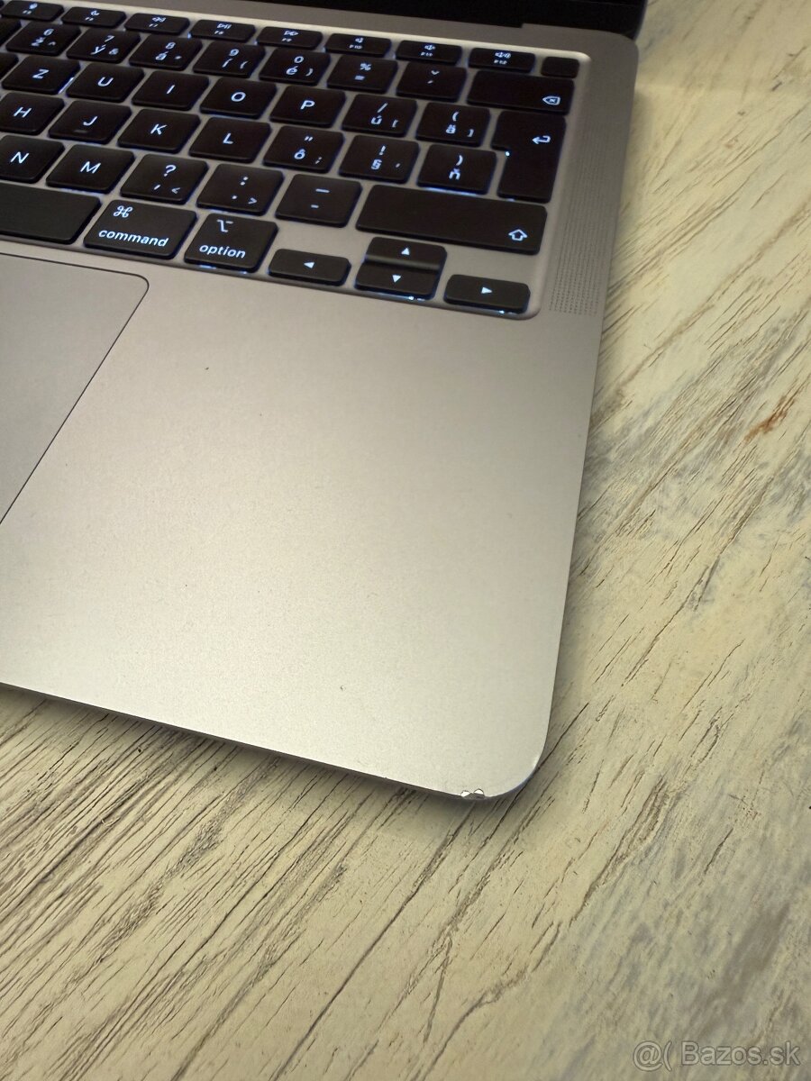 MacBook Air 2020 13” M1 8GB - 3