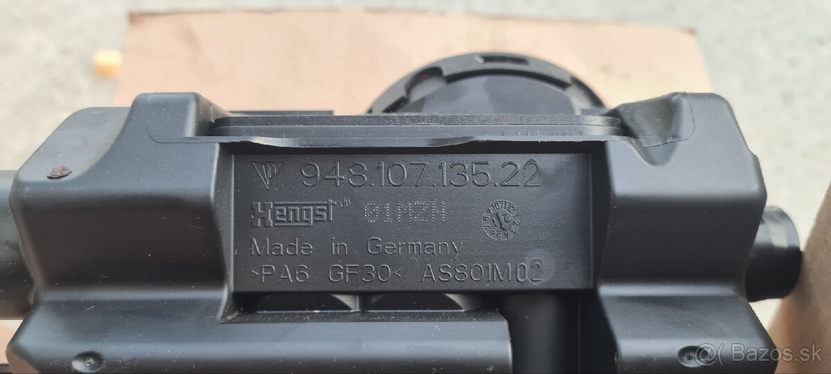 Predám originál používaný odlučovač oleja Porsche - 3