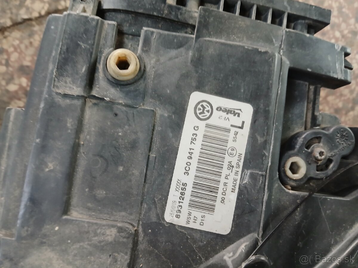 VW Passat b6 svetlá xenónové - 3