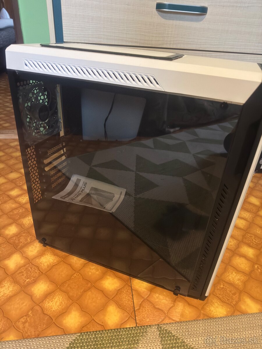 Predám Pc skriňu Zalman Z9 Neo Plus white - 3