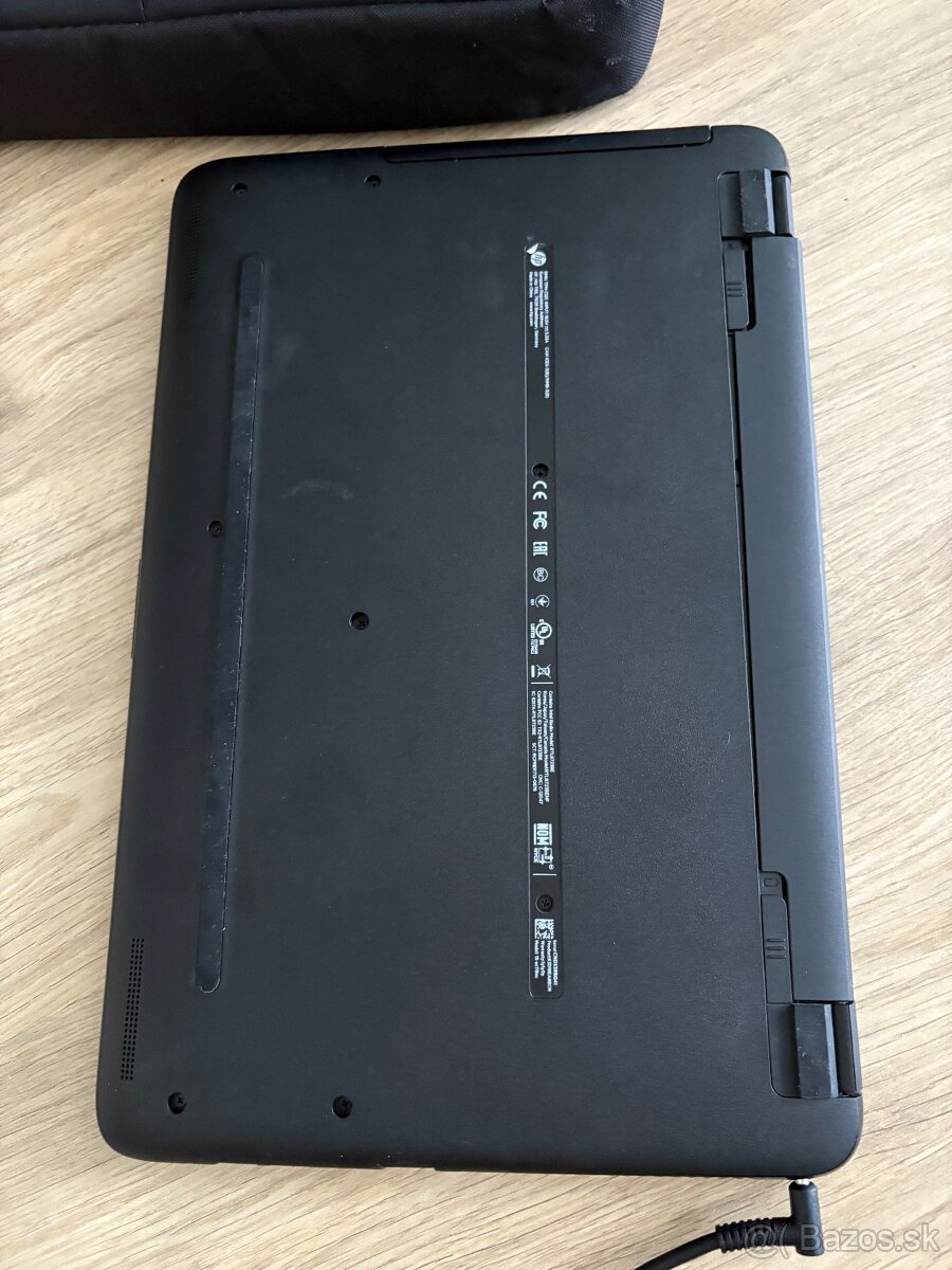 Notebook HP 15,6″ + taška - 3
