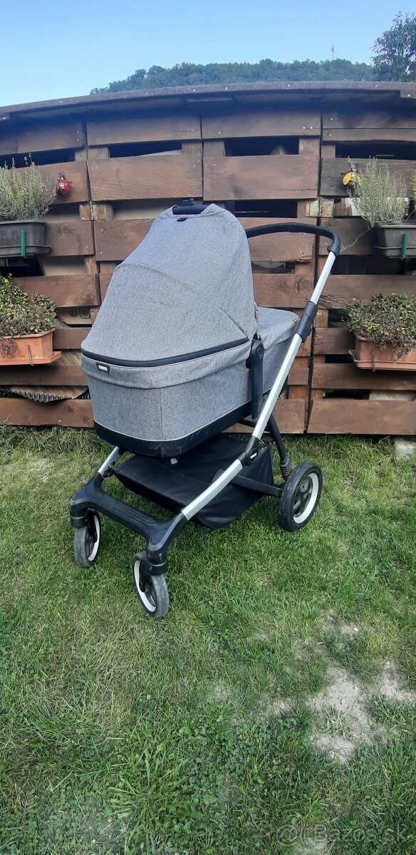 kočík Thule Sleek set - 3