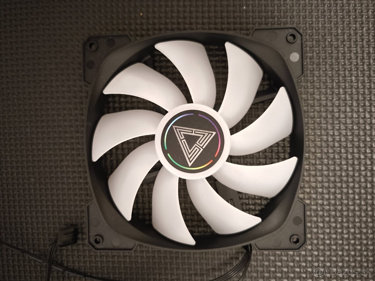 3x 140mm ventilátory Montech HP140 ARGB PWM Black - 3