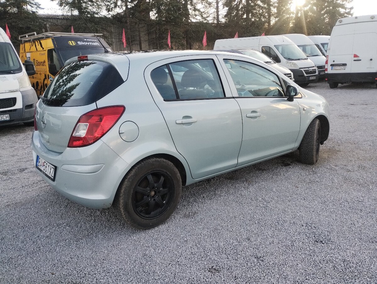 Opel Corsa 1.2 16V - 3
