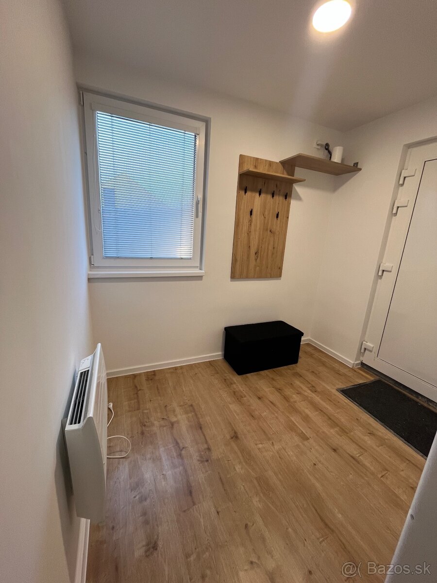 Prenájom – 3 izbový byt v Seredi - 3