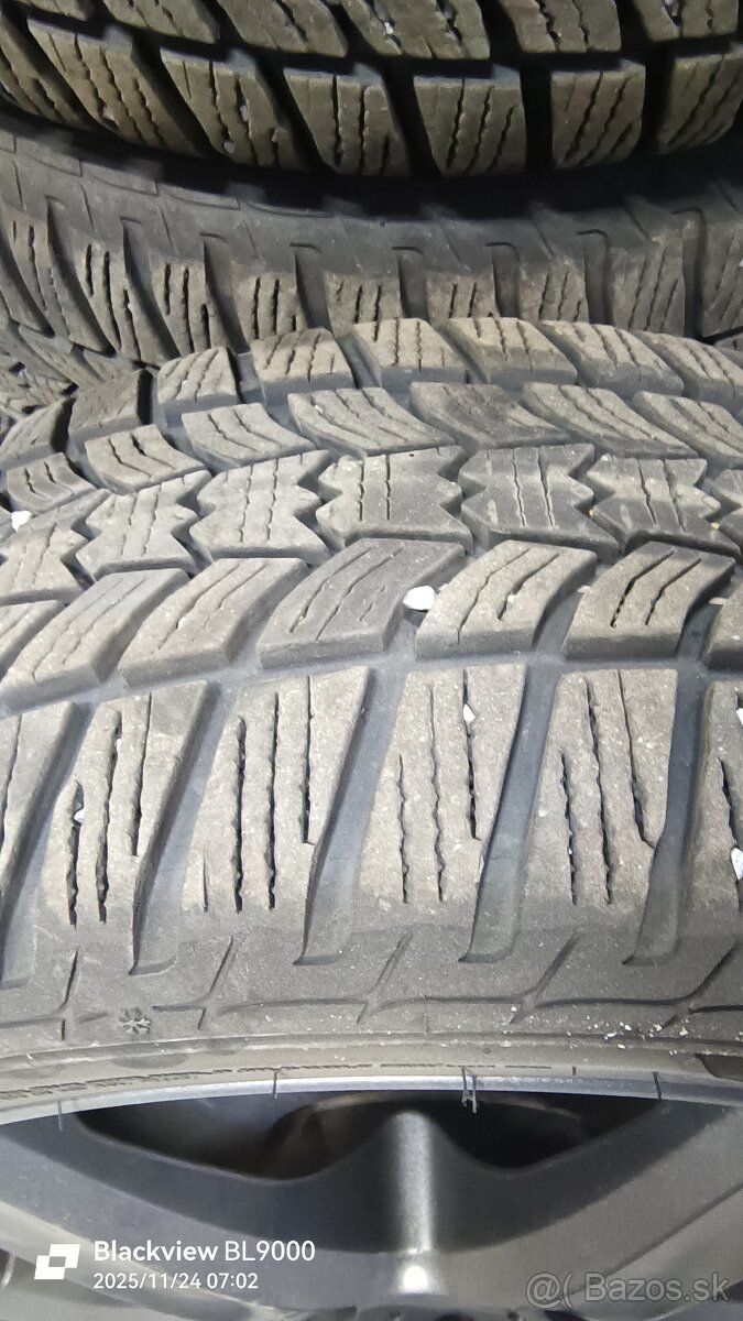 Kia ,Hyundai 225/45 R17 - 3