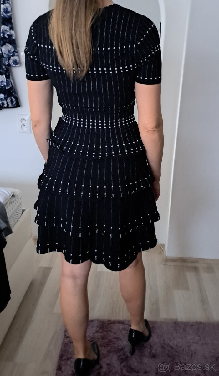 Dámske čierne šaty - 3