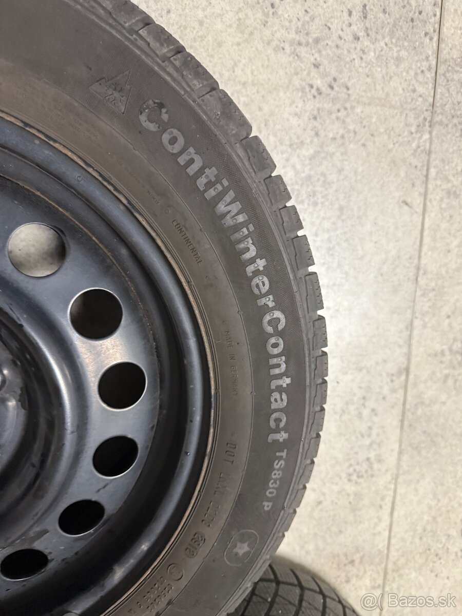 205/60 r 16 s plechovými diskami 5x114,3 et 50 - 3