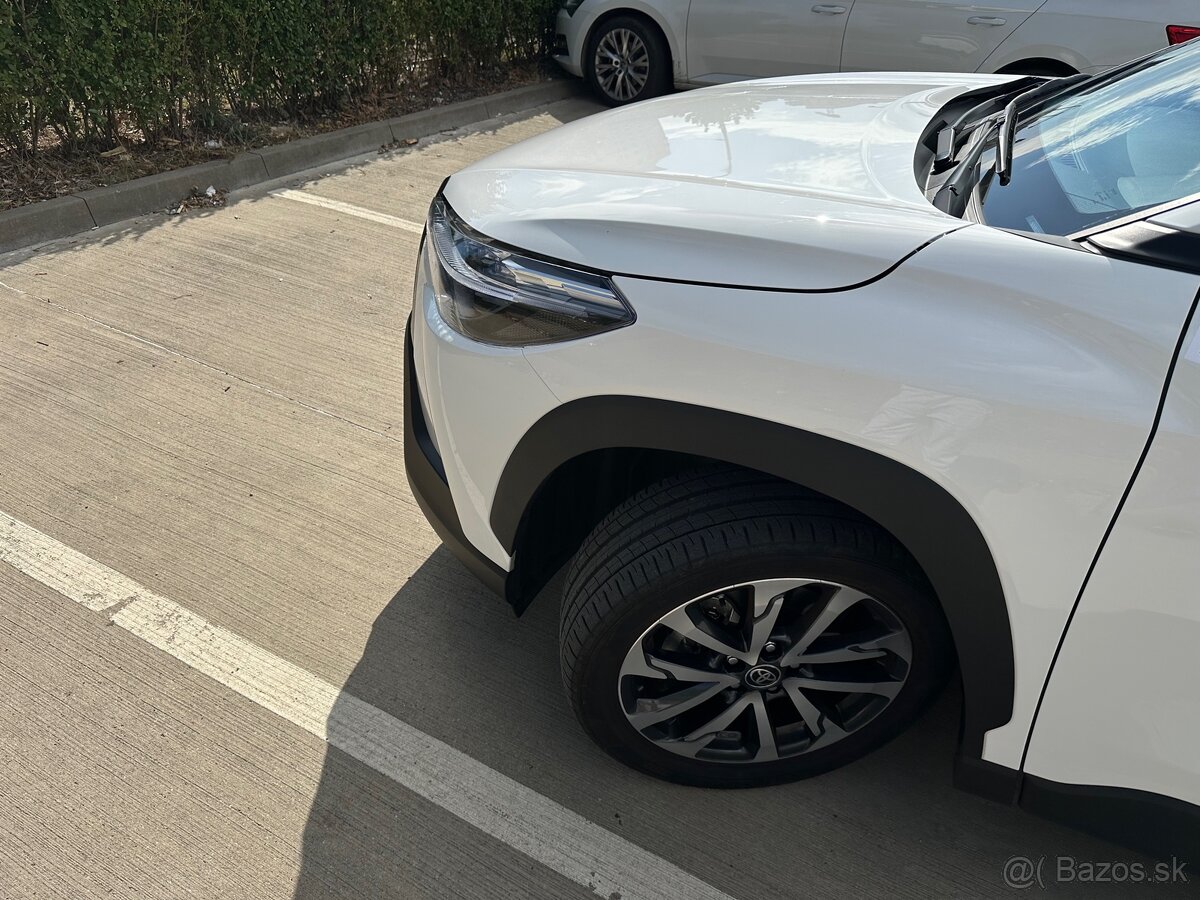 Toyota Corolla Cross 1.8 Hybrid Style E-CVT, 2024, 54825 km - 3