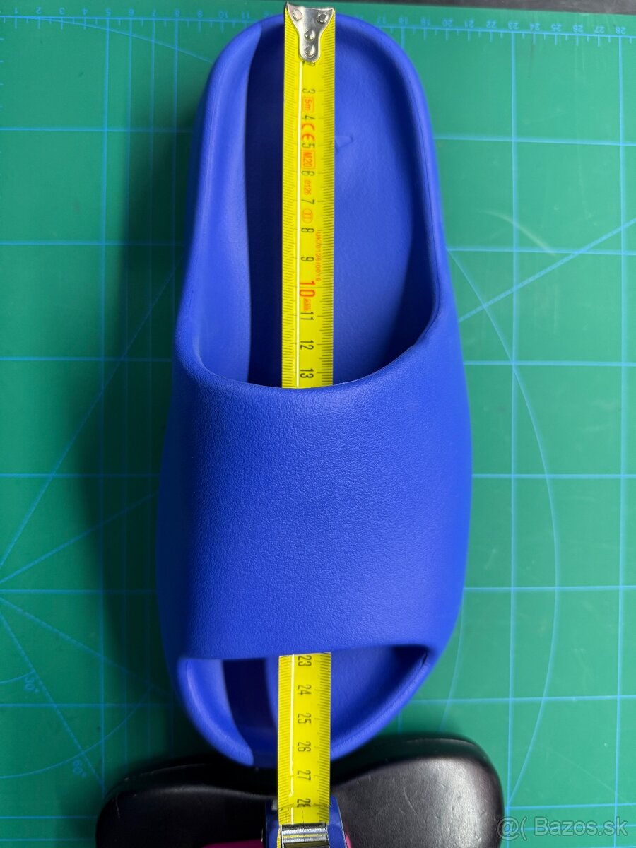 ADIDAS YEEZY SLIDE 44,5 Modré - 3