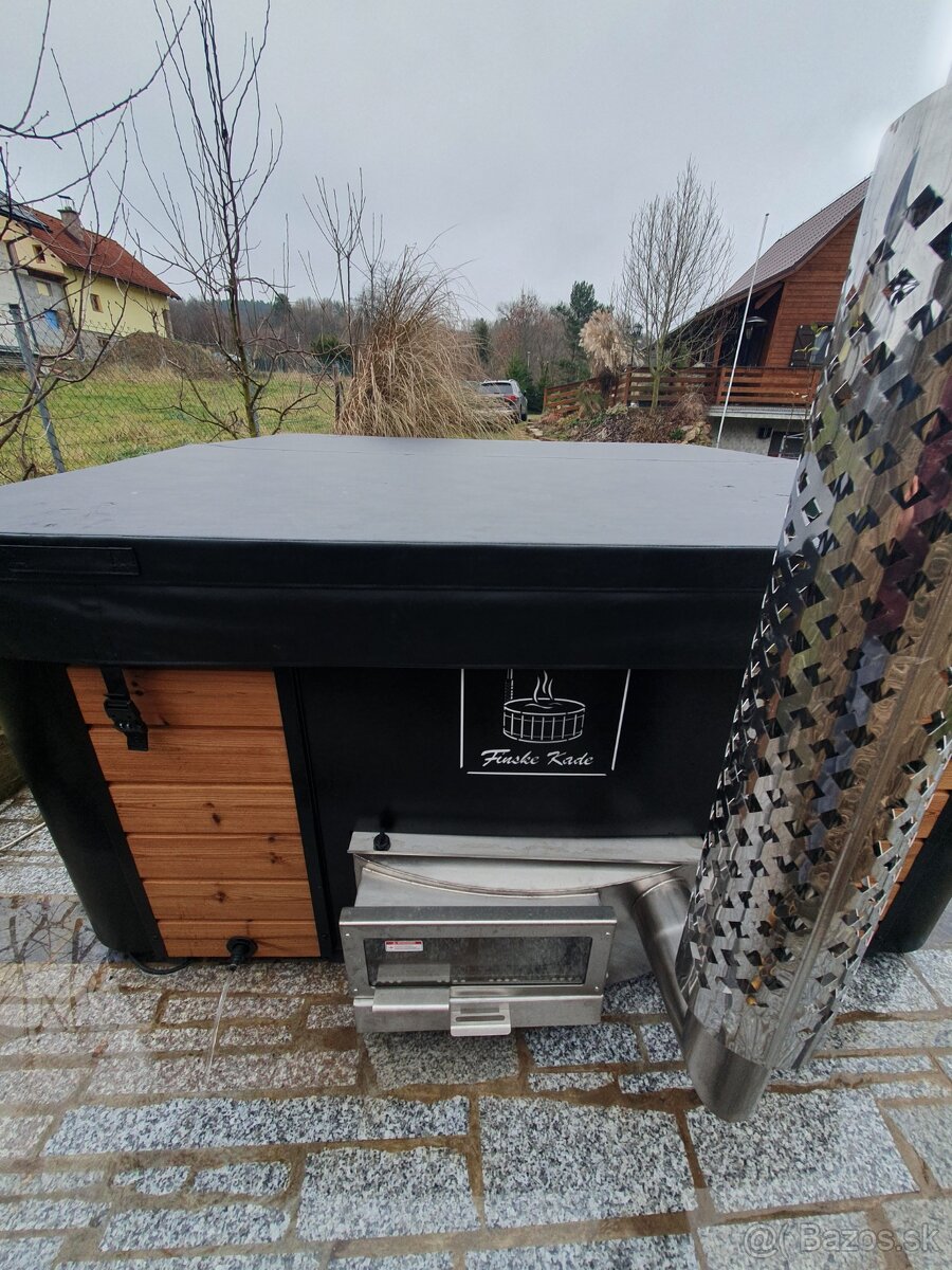 Hranatá akrylátová vírivka ECO - 3