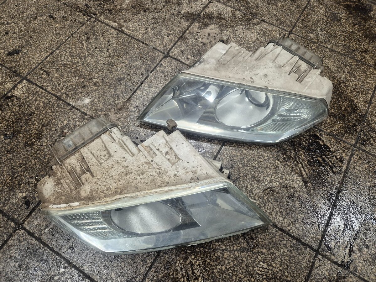Predám Xenóny na Škoda Octavia II 2 predface - 3