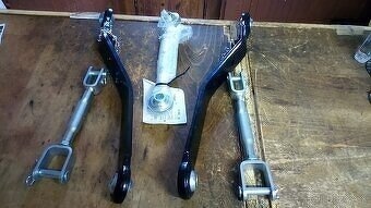 spodne ramena na zetor3011-7745 - 3